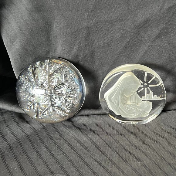 ROUND GLASS DESK PAPERWEIGHT 3 SET - Picture 14 of 15